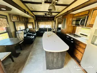 2019 Heartland Big Country 3950 FB RV Photo 4