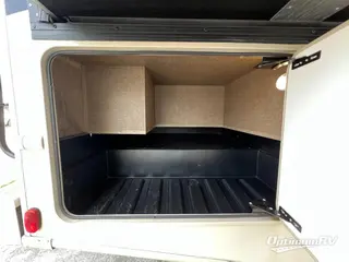 2017 Thor ACE 30.1 RV Photo 4