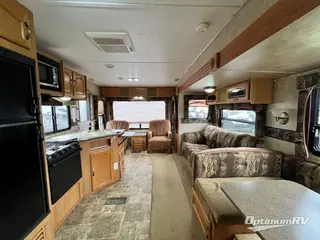 2010 Keystone Springdale 242FWRLSSR RV Photo 2