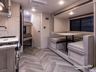 2023 East To West Della Terra 175BHLE RV Photo 2