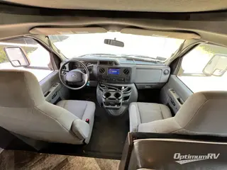2022 Forest River Sunseeker LE 3250DSLE Ford RV Photo 4