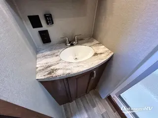2017 Keystone Montana 3820FK RV Photo 4