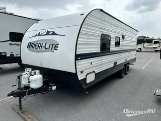 2022 Gulf Stream Enlighten 25BH RV Photo 2