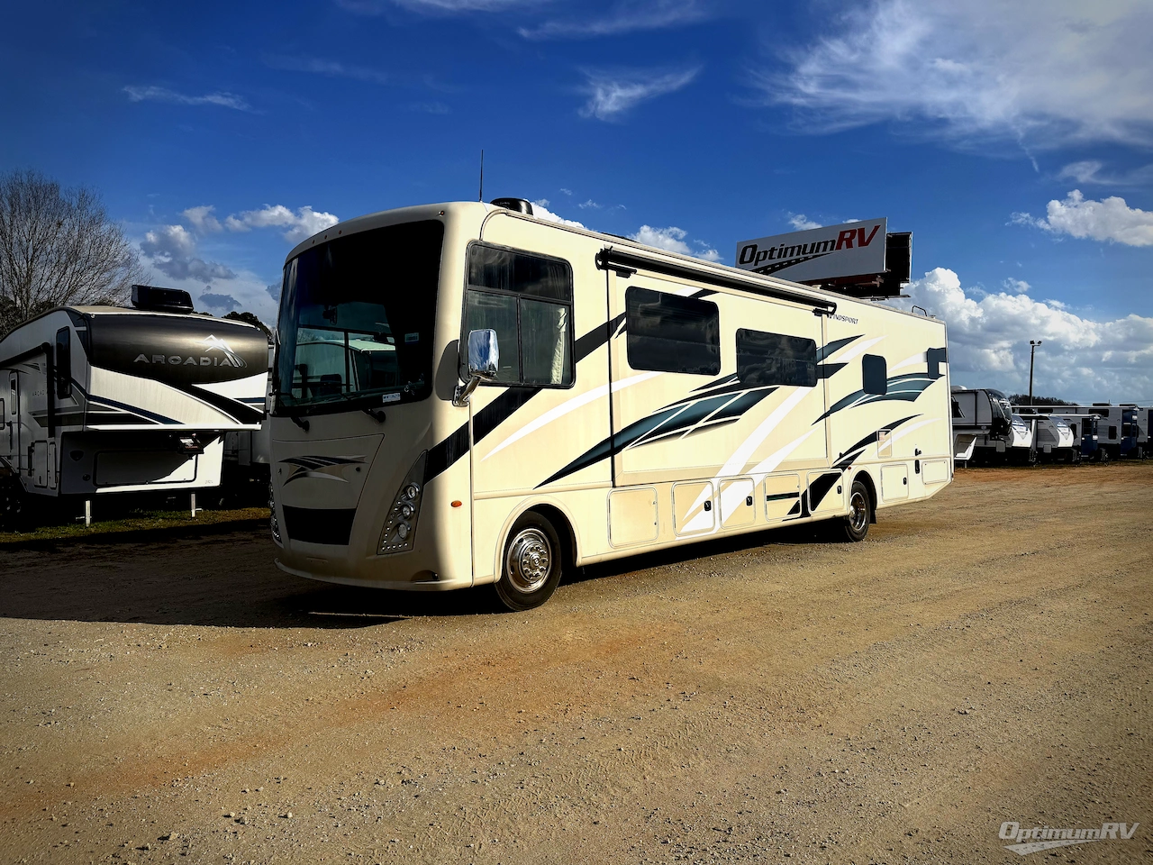 2019 Thor Windsport 35M Photo 4