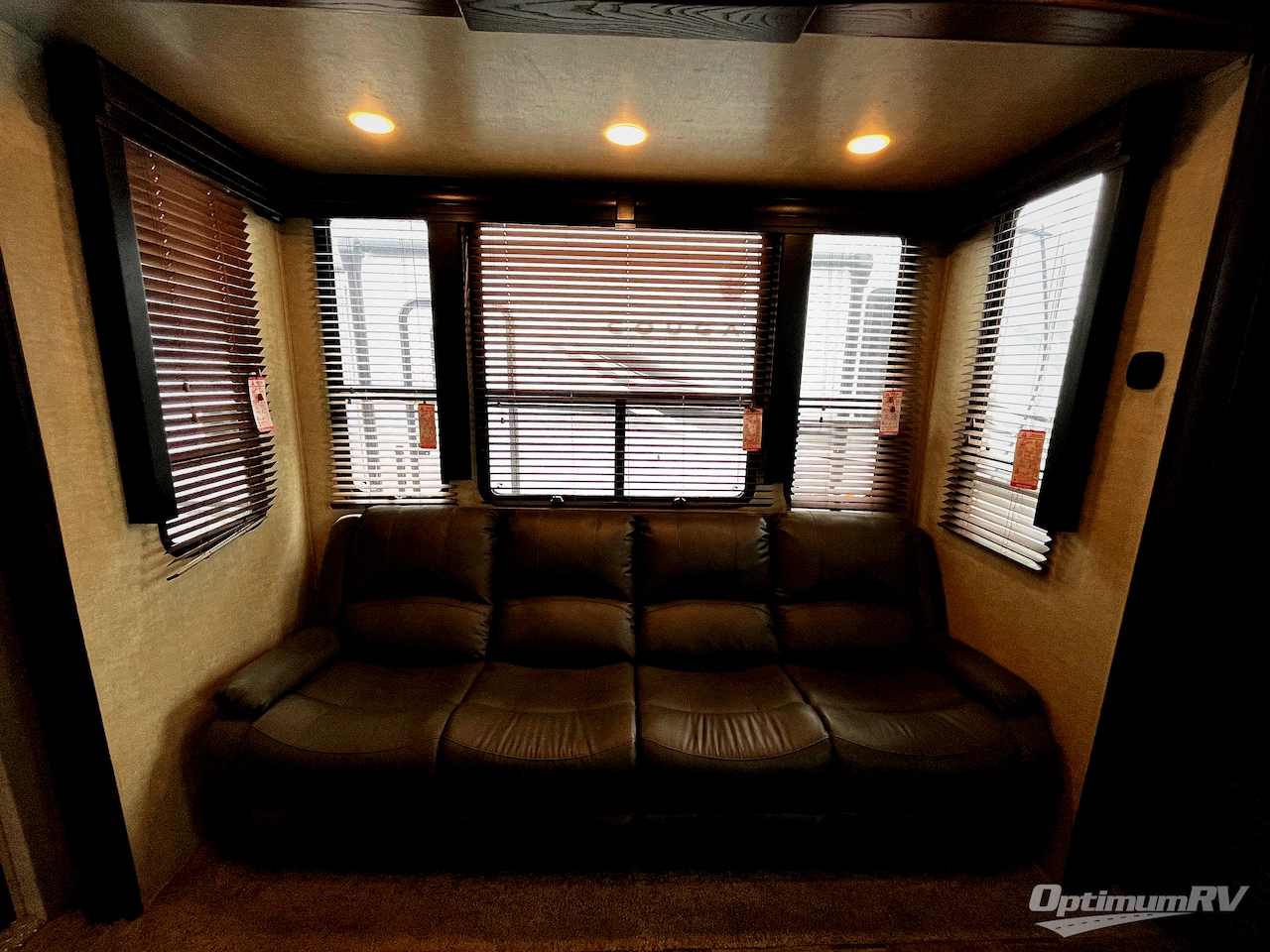 2016 Keystone Fuzion 345 Photo 16