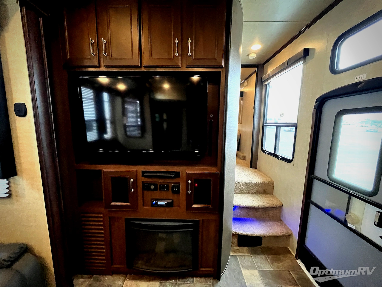 2016 Keystone Fuzion 345 Photo 17