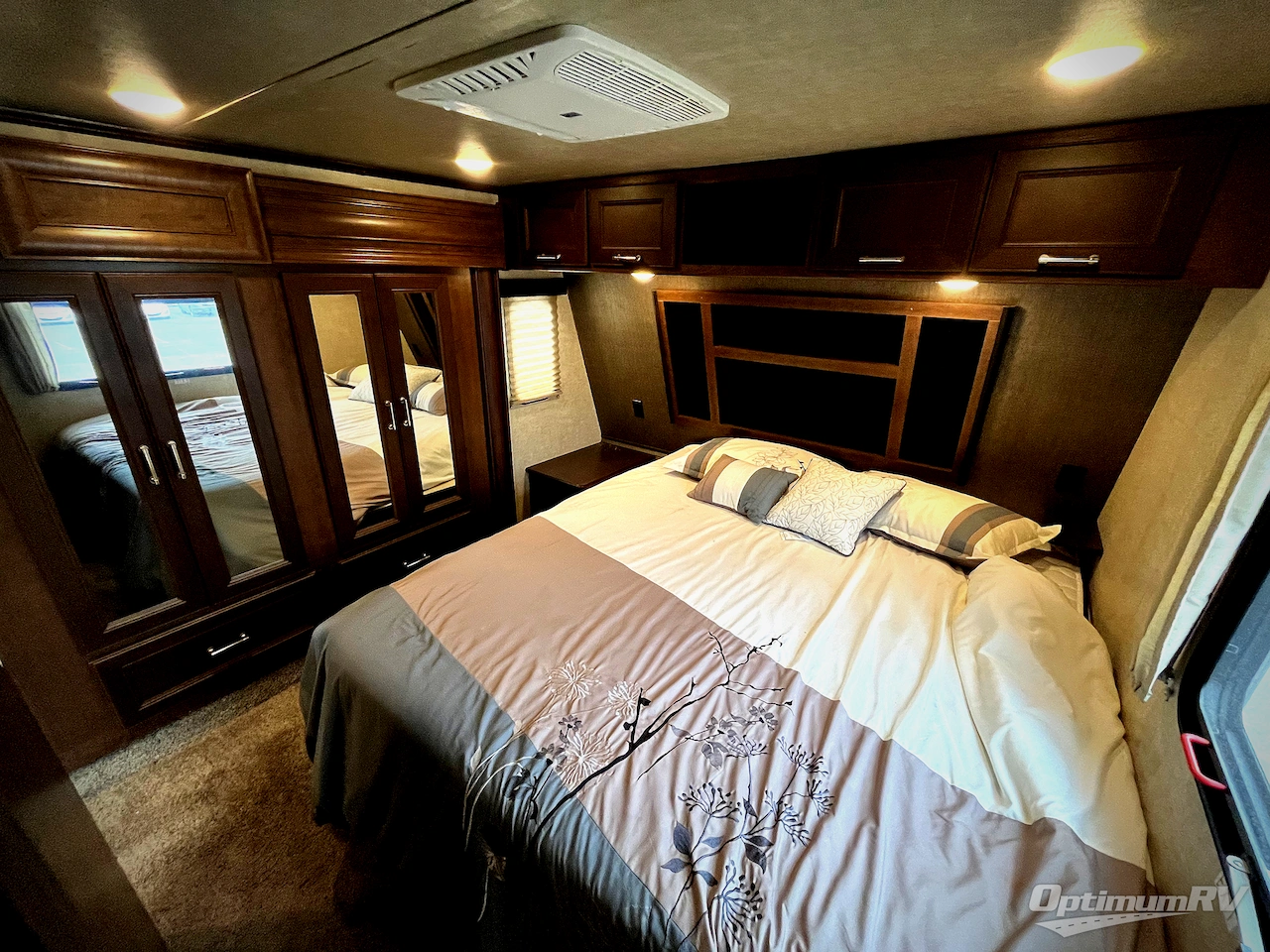2016 Keystone Fuzion 345 Photo 27