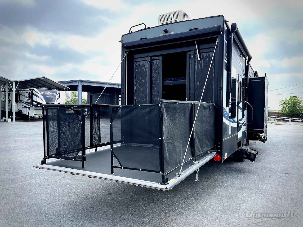 2016 Keystone Fuzion 345 Photo 6