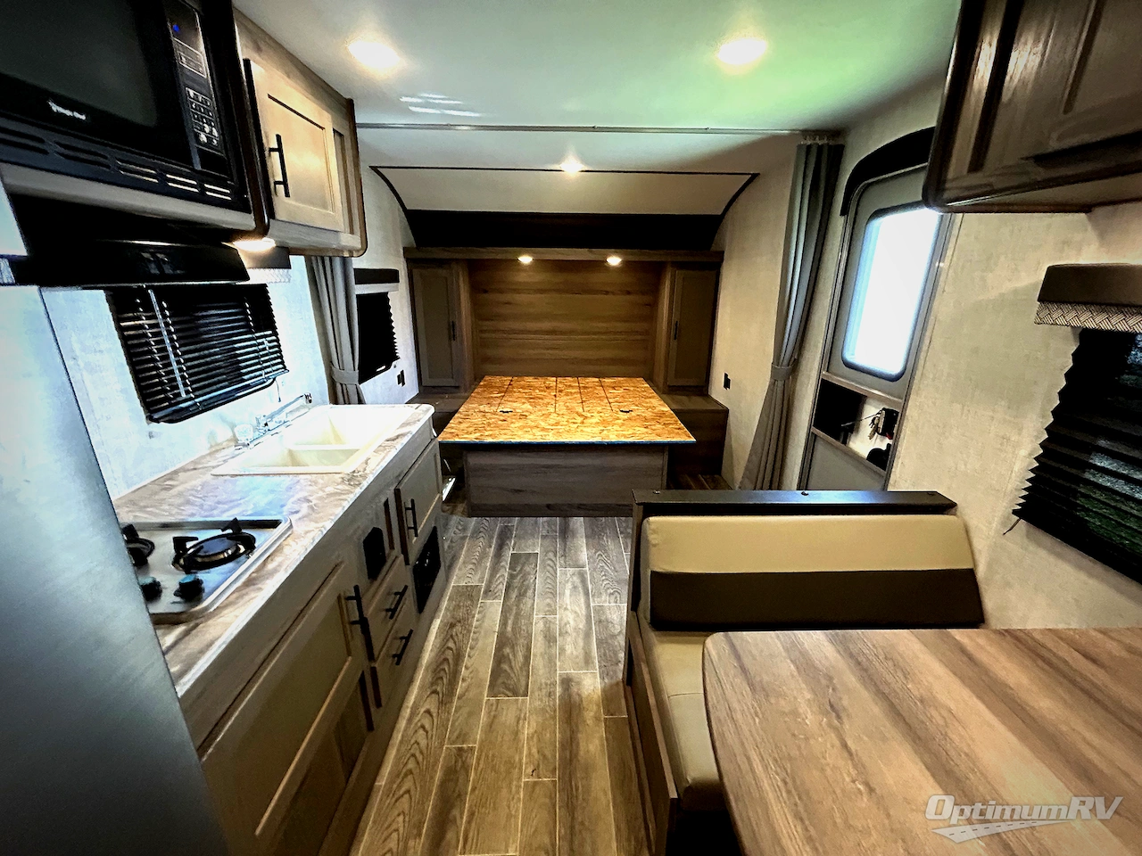 2022 Gulf Stream Kingsport 248BH Photo 5