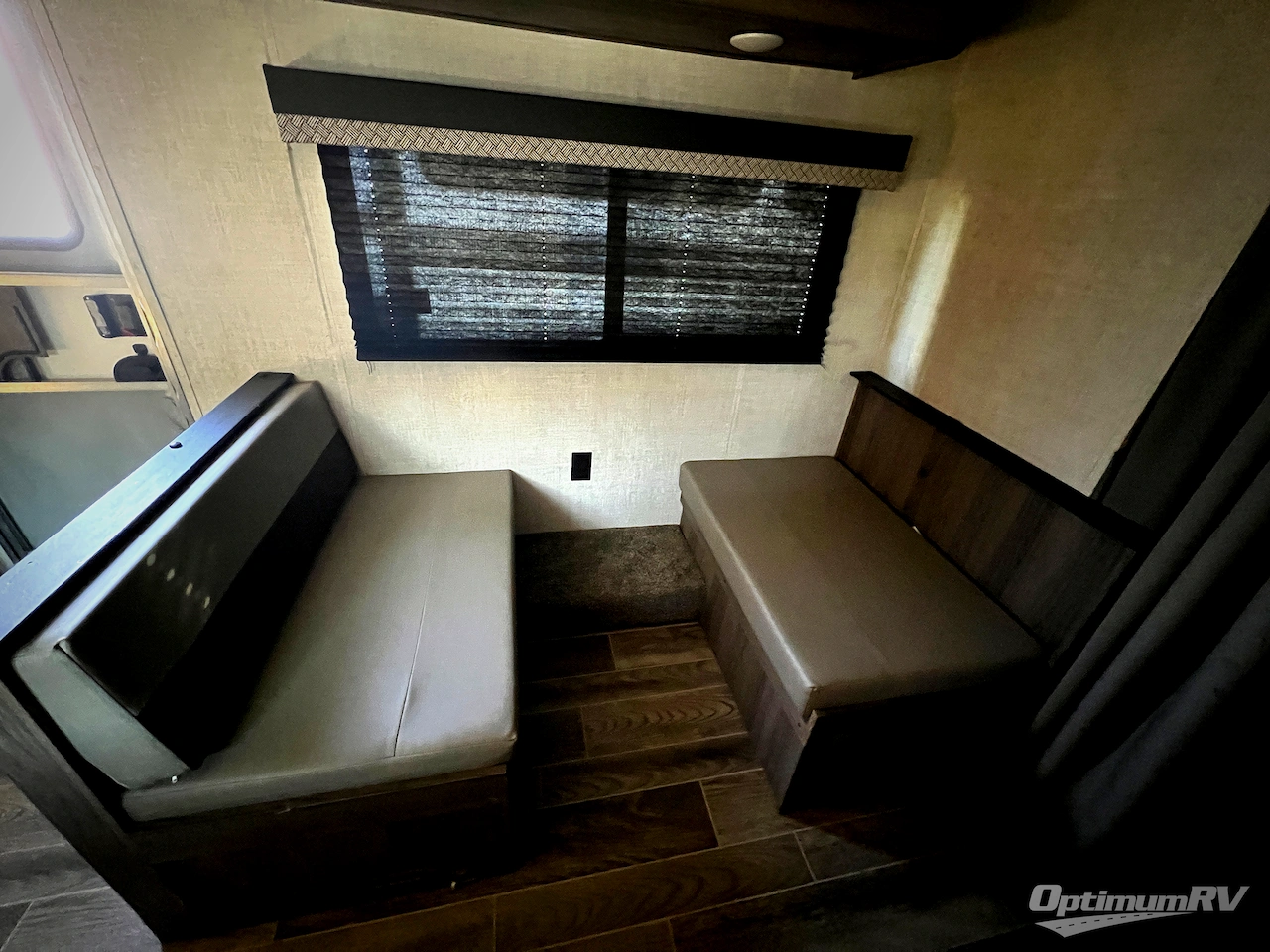 2022 Gulf Stream Kingsport 248BH Photo 11