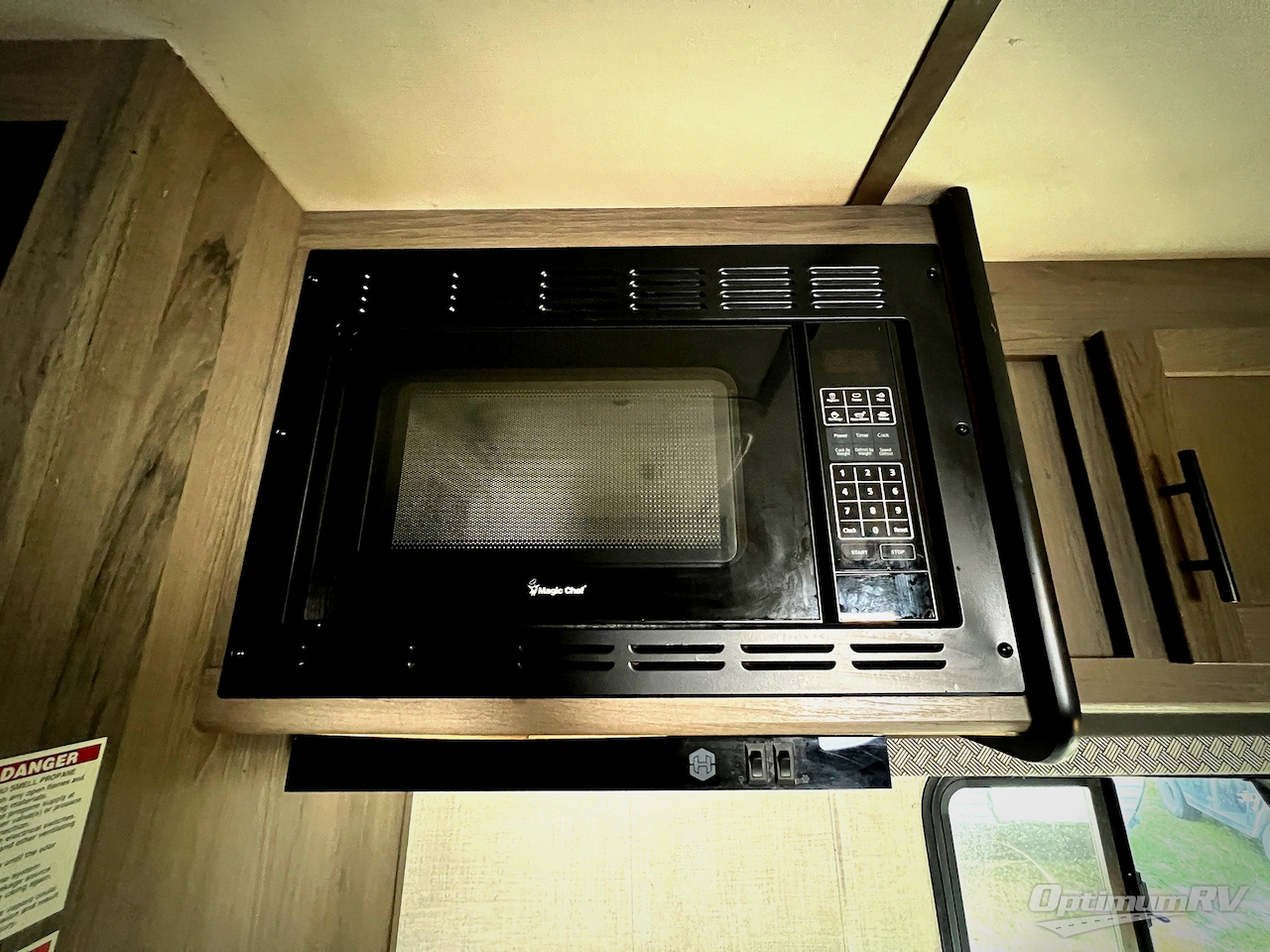 2022 Gulf Stream Kingsport 248BH Photo 14