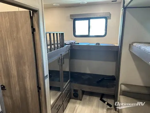 2022 Grand Design Solitude S-Class 3740BH RV Photo 3