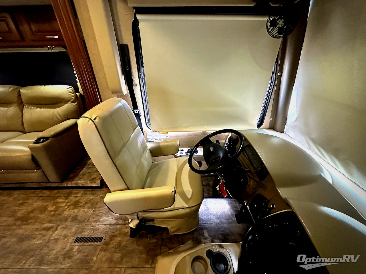 2014 Thor Challenger 37GT Photo 4