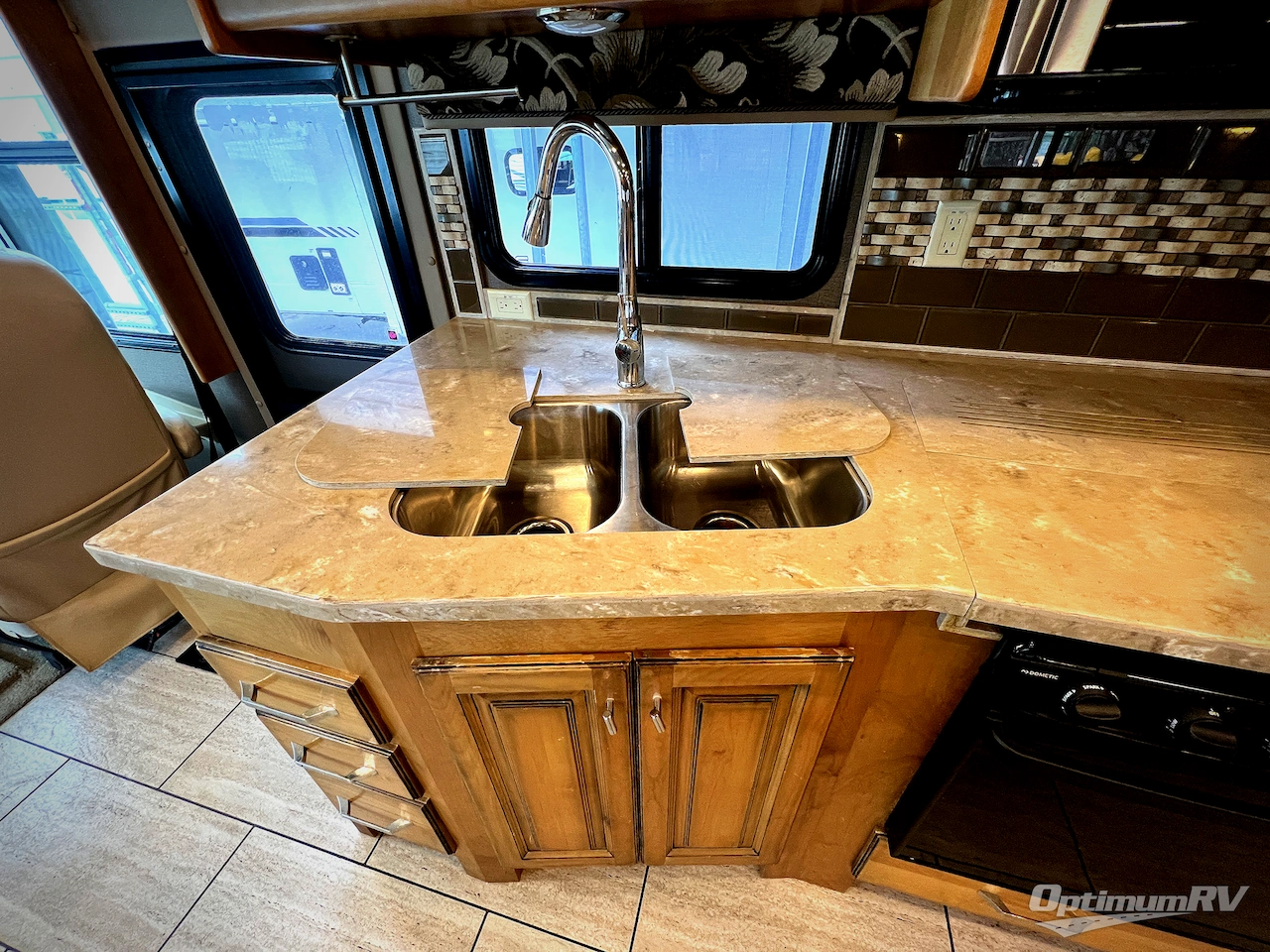 2018 Tiffin Allegro 36 LA Photo 13