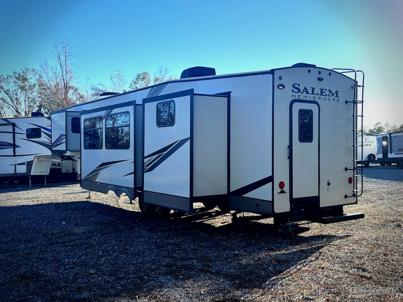 2023 Forest River Salem Hemisphere 356QB Photo 3