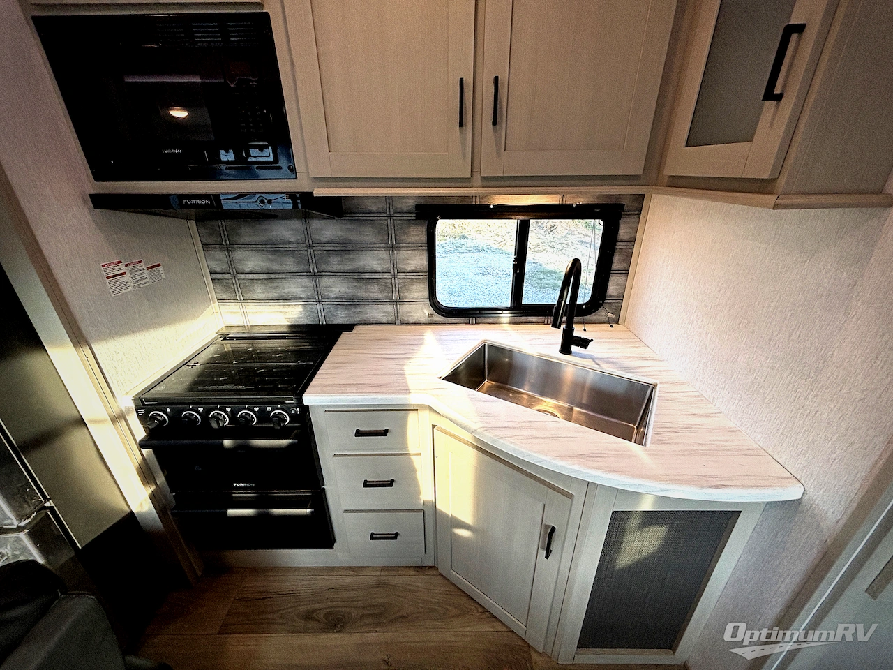 2023 Forest River Salem Hemisphere 356QB Photo 9