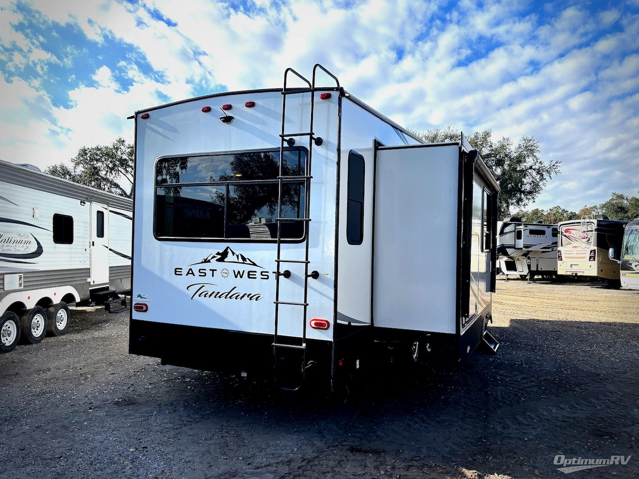 2022 East To West Tandara 286RL-OK Photo 2