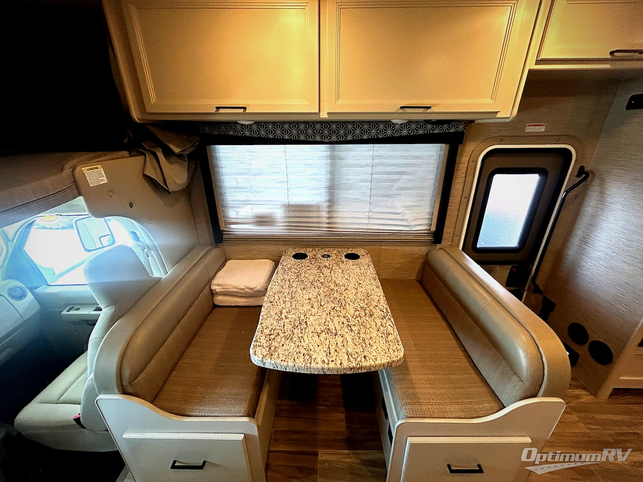 2022 Thor FREEDOM ELITE 27FE Photo 21