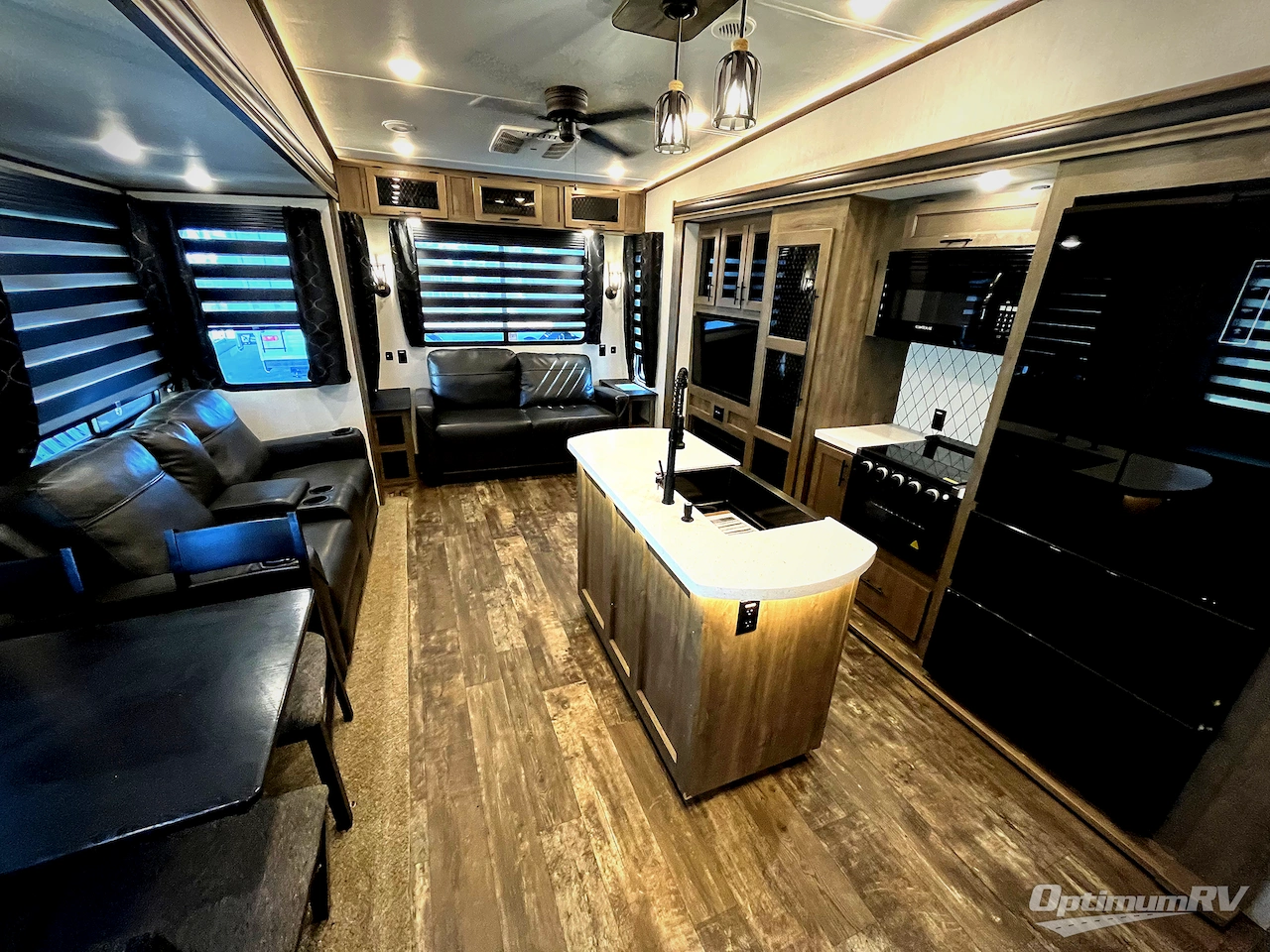 2023 Forest River Sabre 36BHQ Photo 5