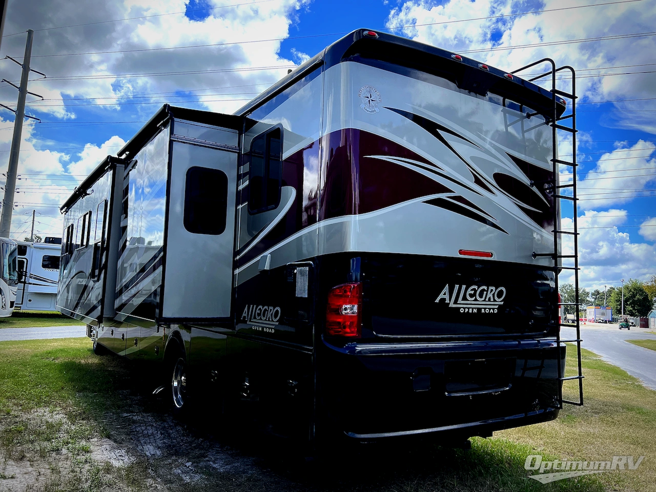 2014 Tiffin Allegro 36 LA Photo 2