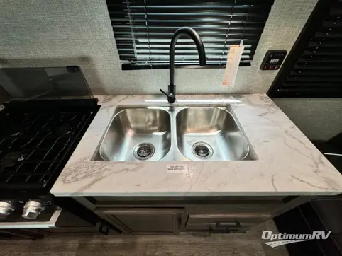 2022 Jayco Jay Flight SLX 264BH RV Photo 4