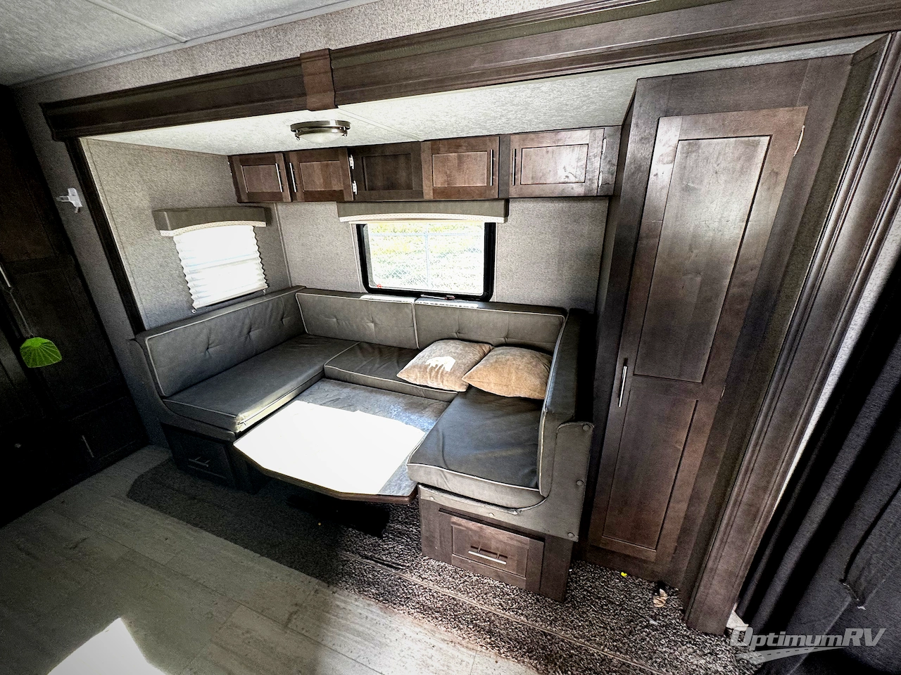 2020 Forest River Rockwood Mini Lite 2104S Photo 3