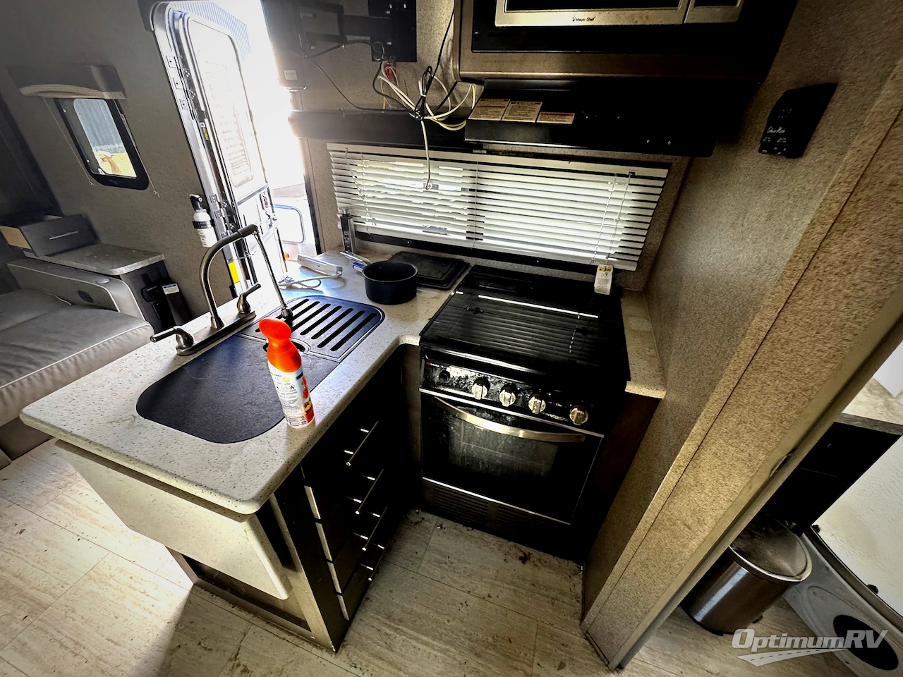 2020 Forest River Rockwood Mini Lite 2104S Photo 7