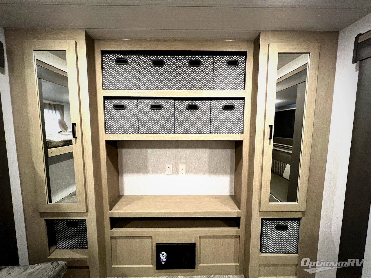 2024 Forest River Wildwood 31KQBTSX Photo 14