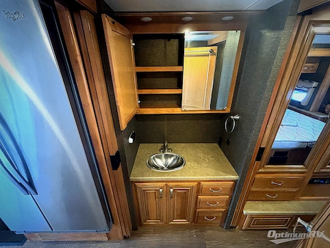 2016 Thor Challenger 36TL RV Photo 3