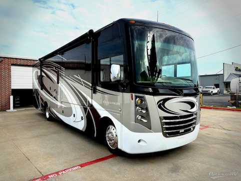 Used 2016 Thor Challenger 36TL Featured Photo