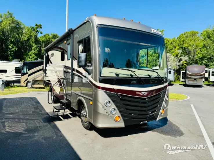 2016 Fleetwood Storm 28MS RV Photo 1