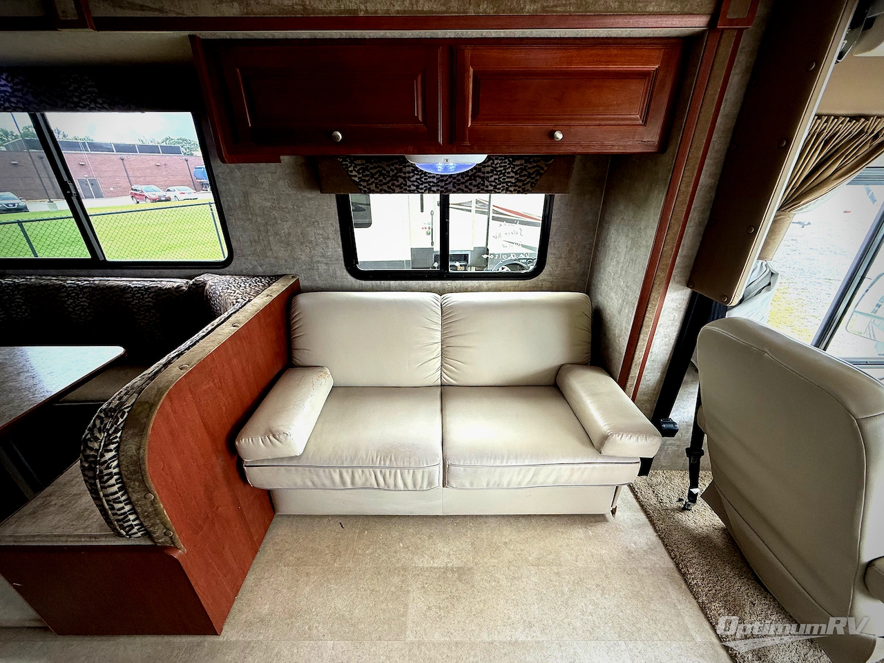 2015 Itasca Sunstar 31KE Photo 6