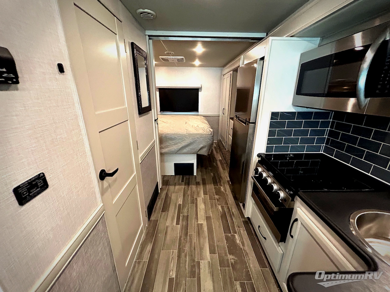 2025 Holiday Rambler Admiral 29M Photo 14