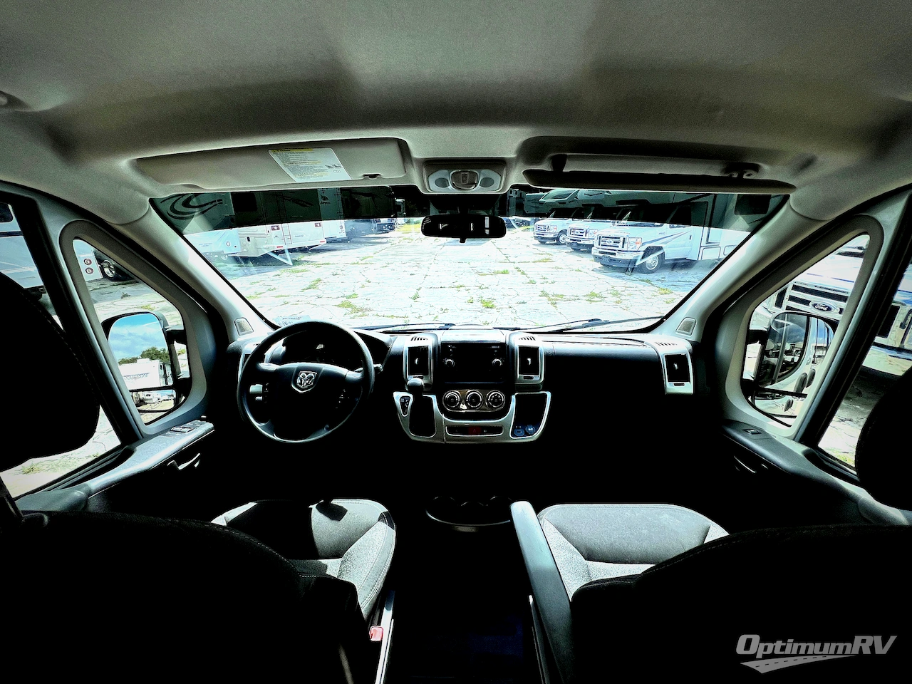 2017 Winnebago Travato 59K Photo 6