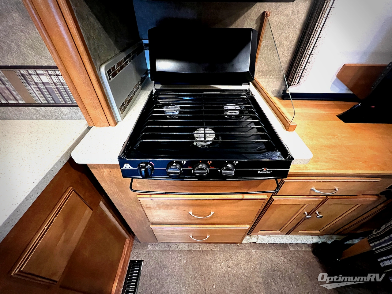 2016 Itasca Sunstar LX 30T Photo 14