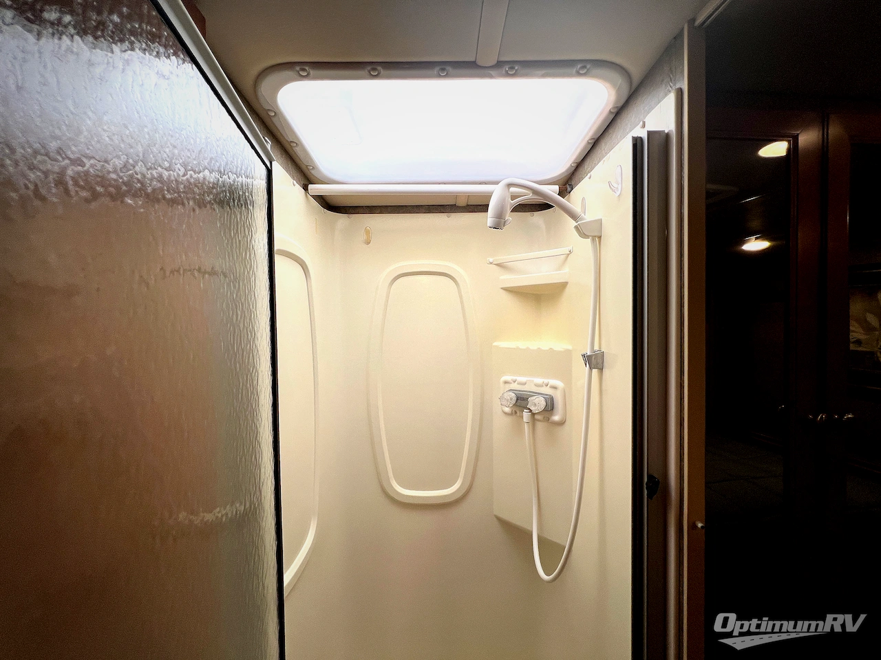 2016 Itasca Sunstar LX 30T Photo 21
