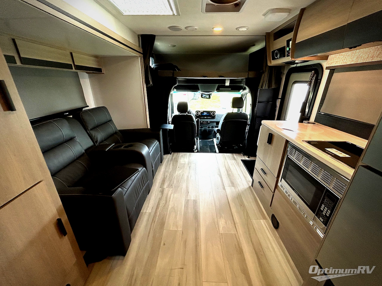 2024 Forest River Sunseeker MBS 2400 Photo 5