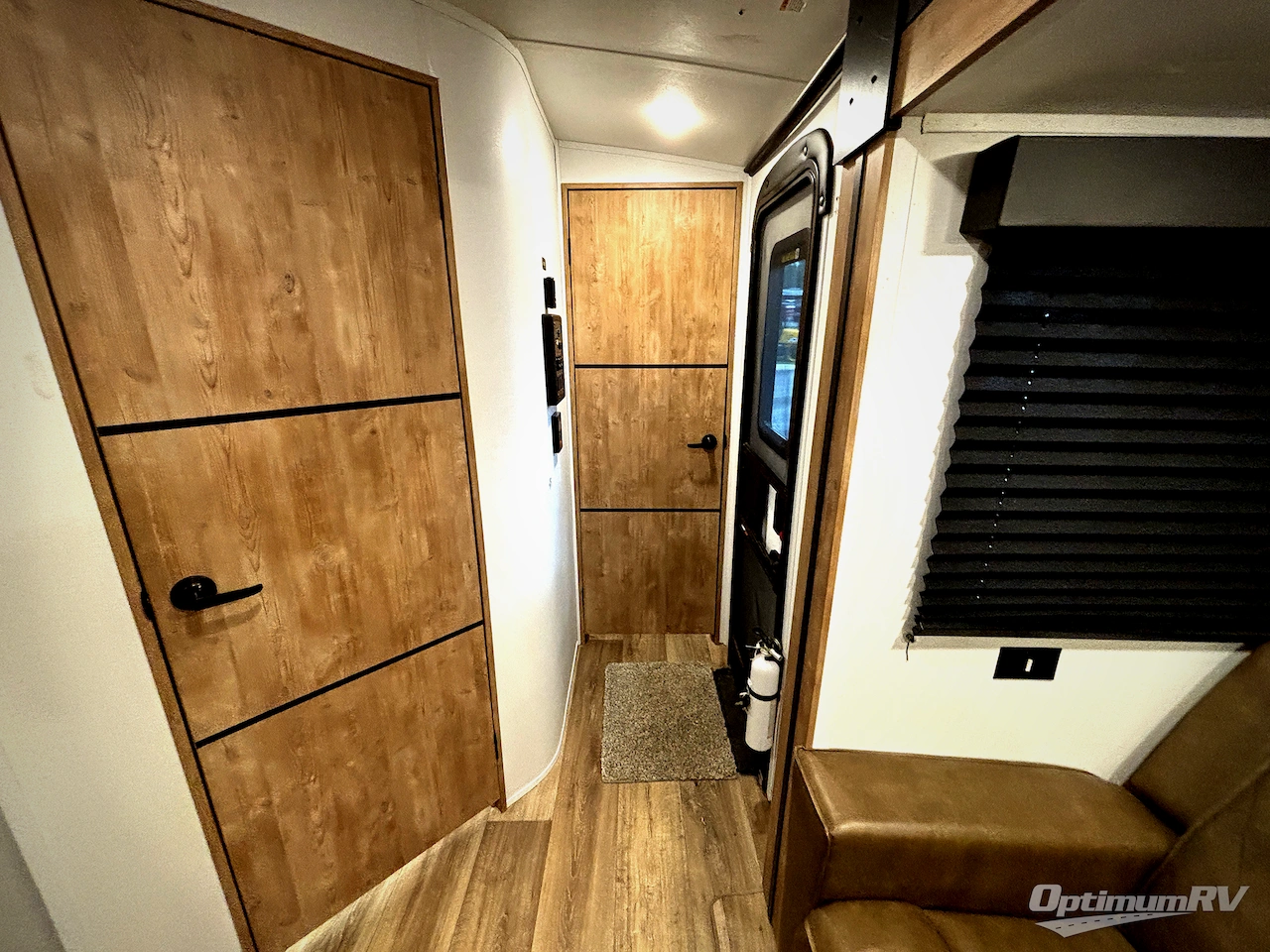 2022 Keystone Outback Ultra Lite 260UML Photo 7