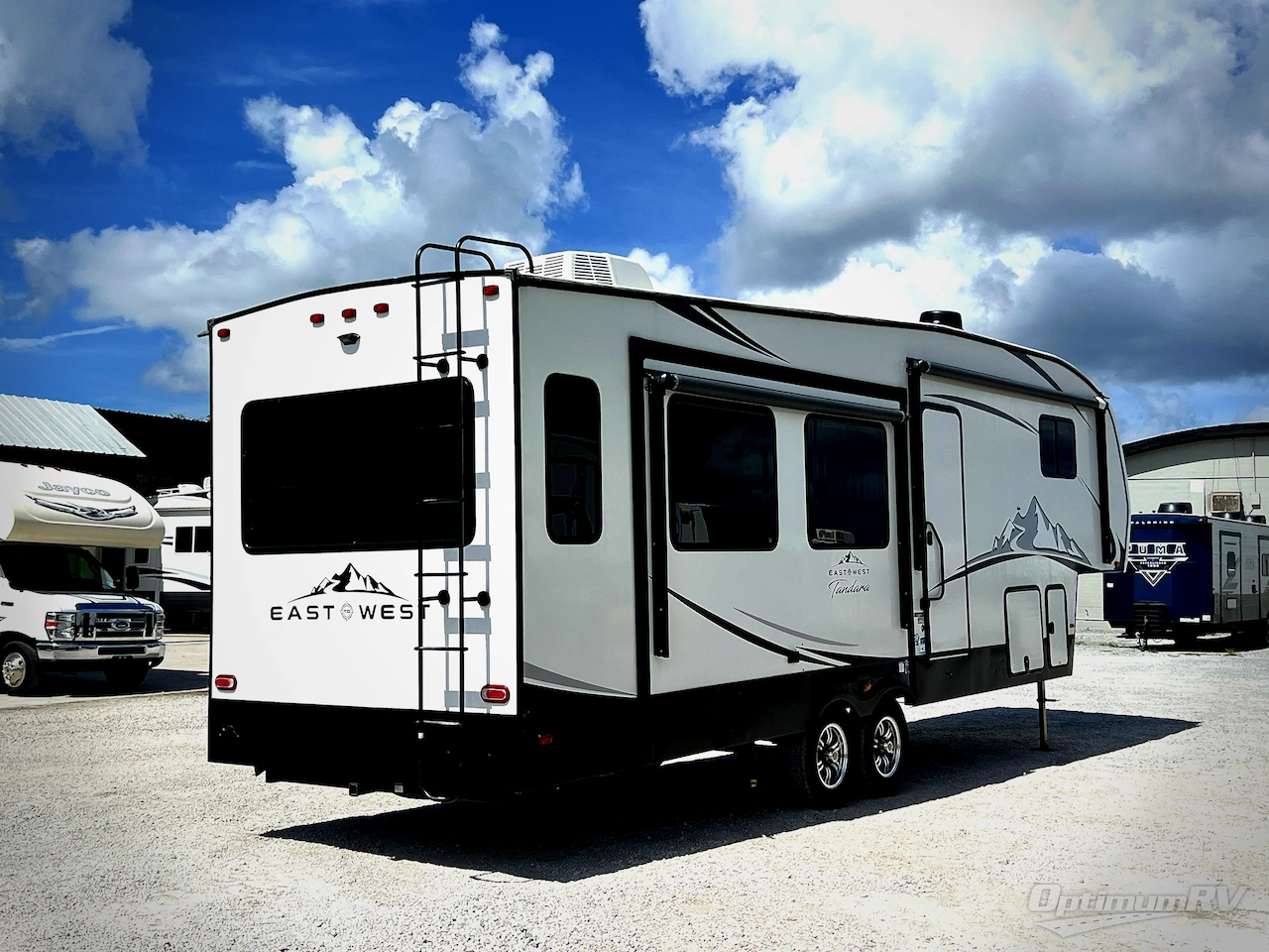 2022 East To West Tandara 285RL Photo 2