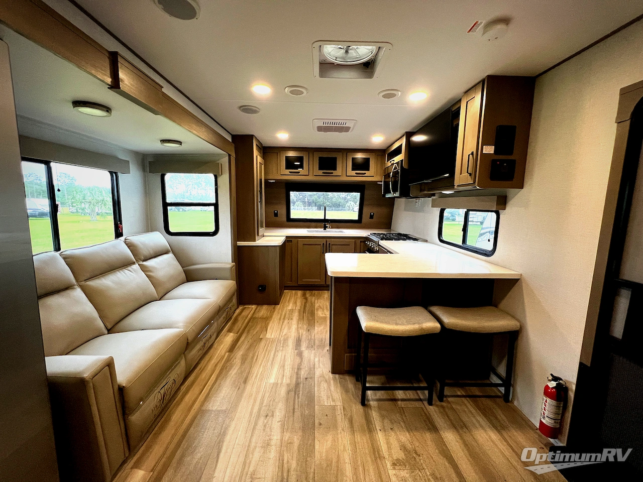 2025 Grand Design Reflection 322FKTS Photo 5