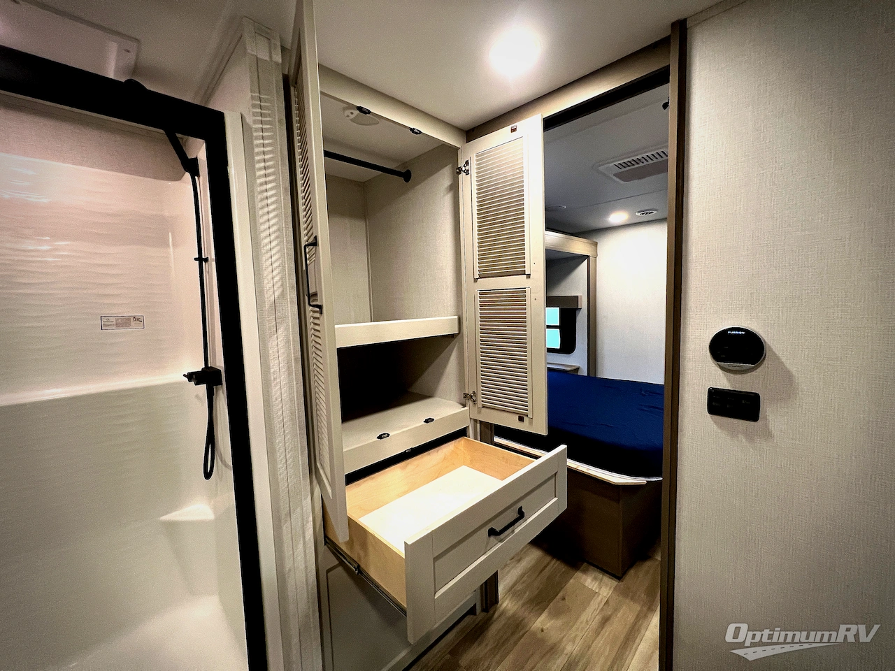 2025 Grand Design Reflection 322FKTS Photo 21