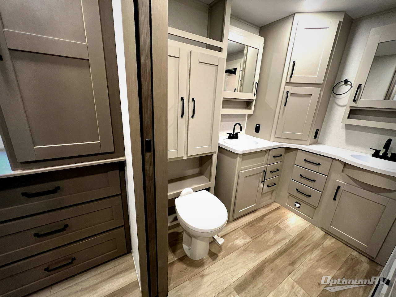 2025 Grand Design Reflection 322FKTS Photo 22