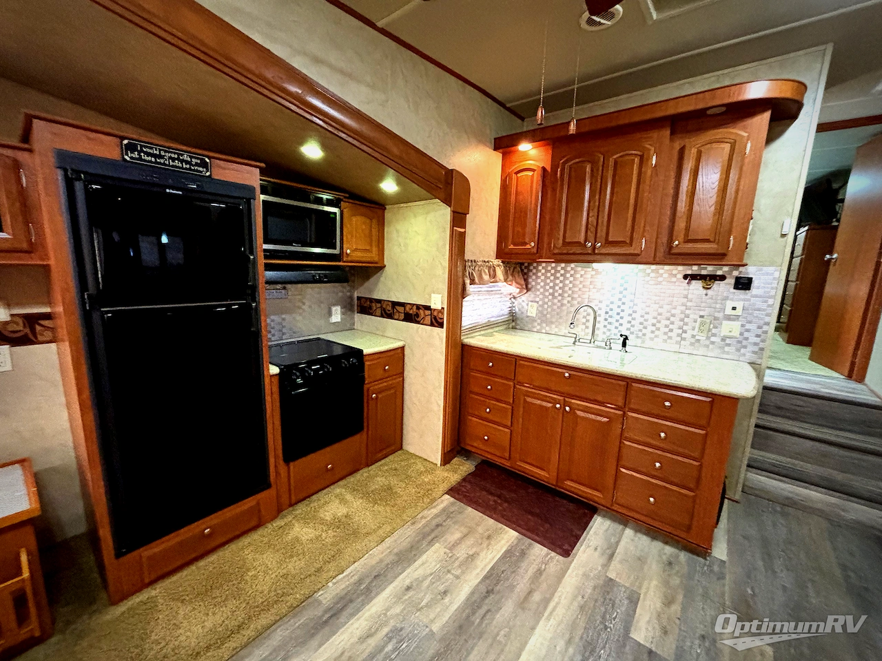 2012 Forest River Cedar Creek Silverback 29RE Photo 6