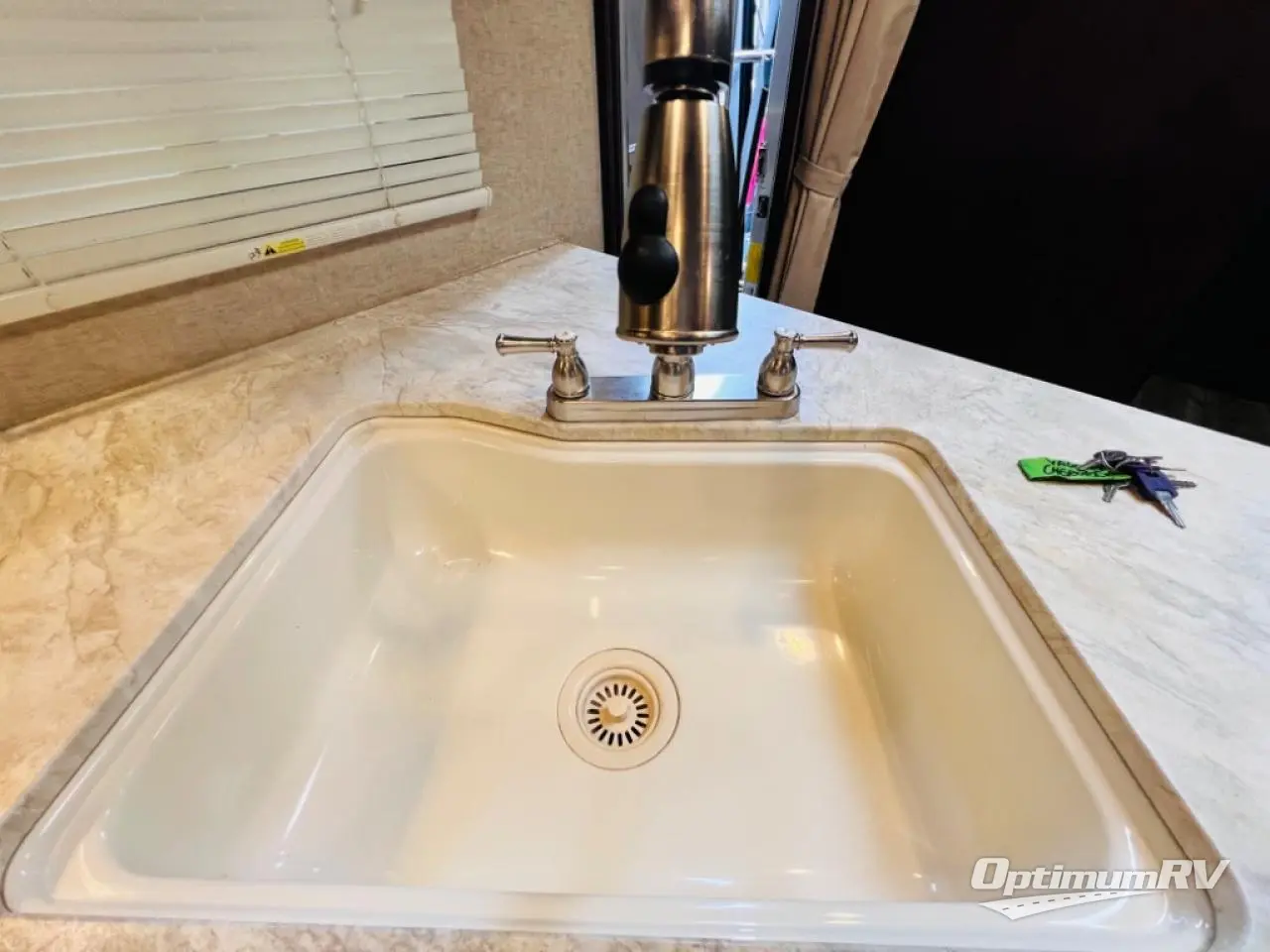 2017 Forest River Cherokee Grey Wolf 29TE Photo 8