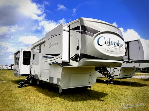 Used 2022 Palomino Columbus C-Series 382FBC Featured Photo