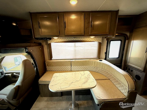 2020 Coachmen Freelander 26DS Ford 450 RV Photo 2