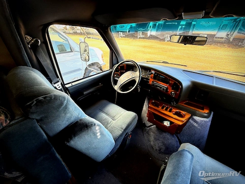 1994 Coachmen Leprechaun 28 RV Floorplan Photo