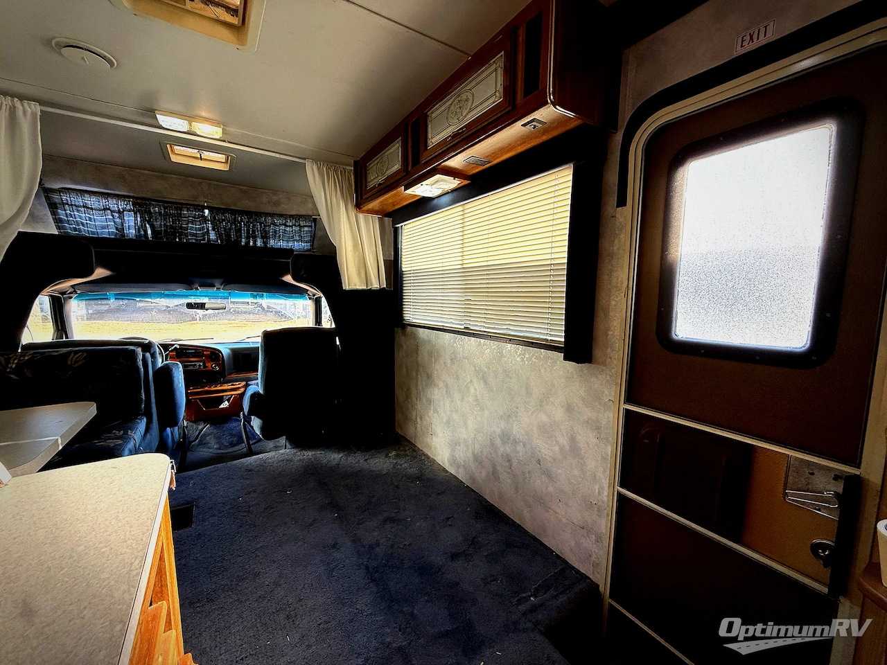 1994 Coachmen Leprechaun 28 Photo 6