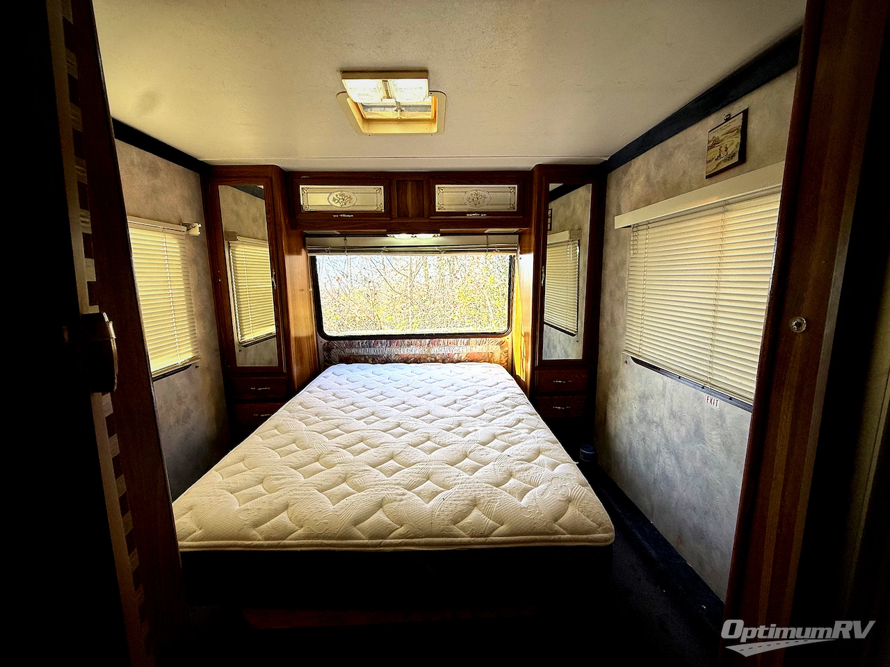 1994 Coachmen Leprechaun 28 Photo 17