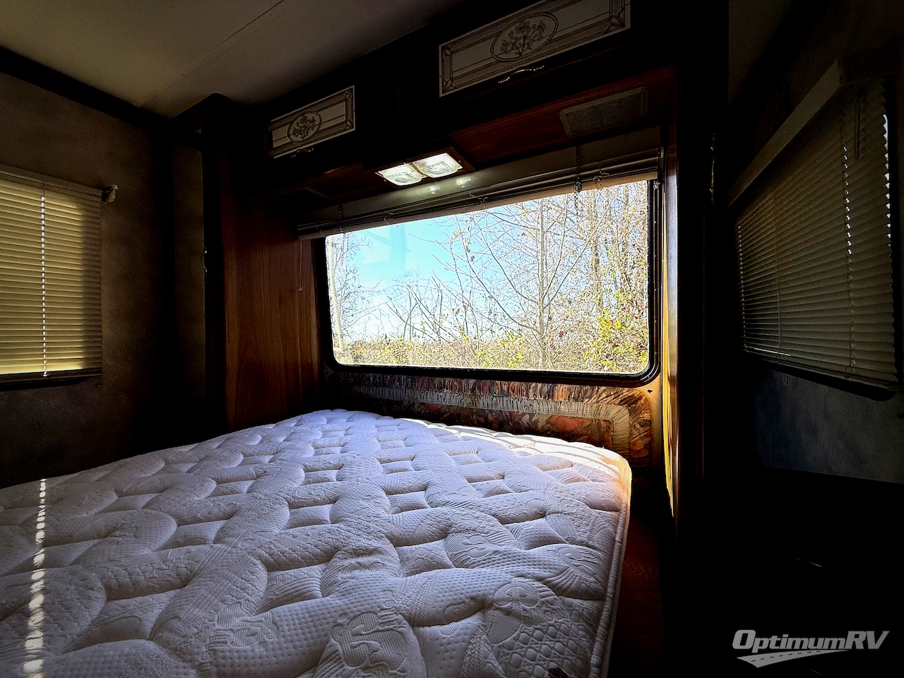 1994 Coachmen Leprechaun 28 Photo 18